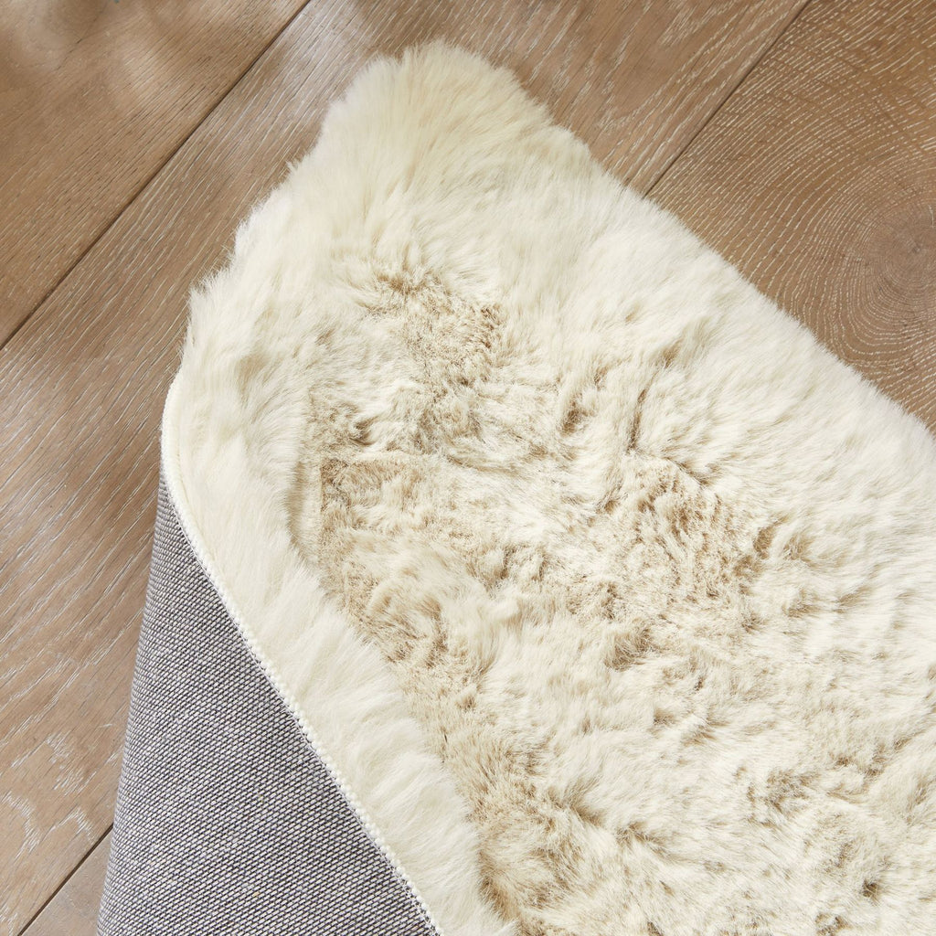 Heavenly Shell Faux Fur Rug