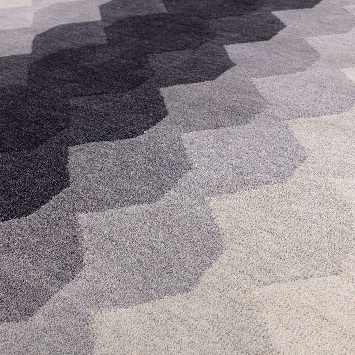 Hive Charcoal Rug