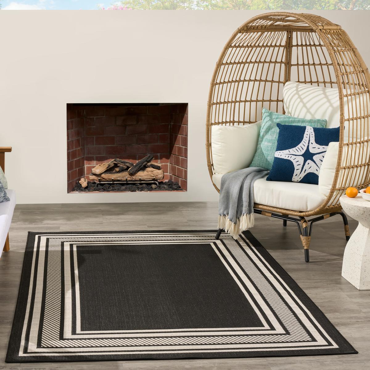 Horizon Border Black Rug