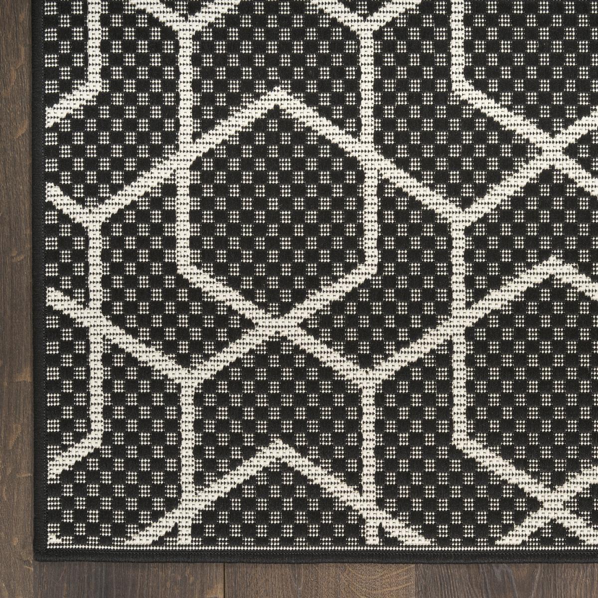 Horizon Hexagon Black Rug