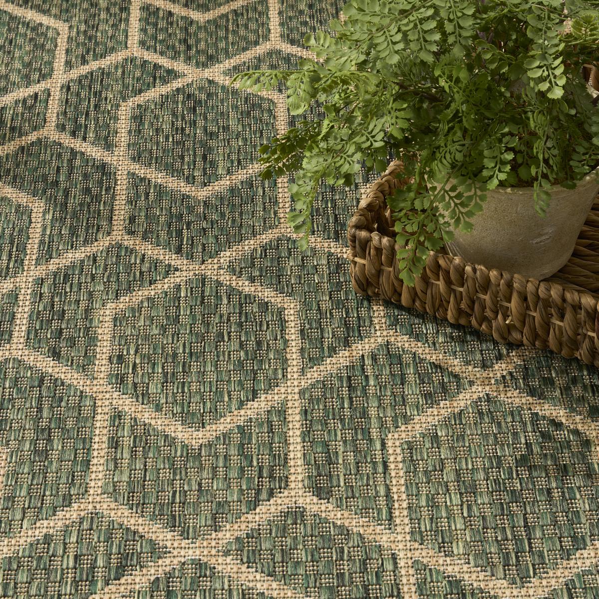 Horizon Hexagon Green Rug