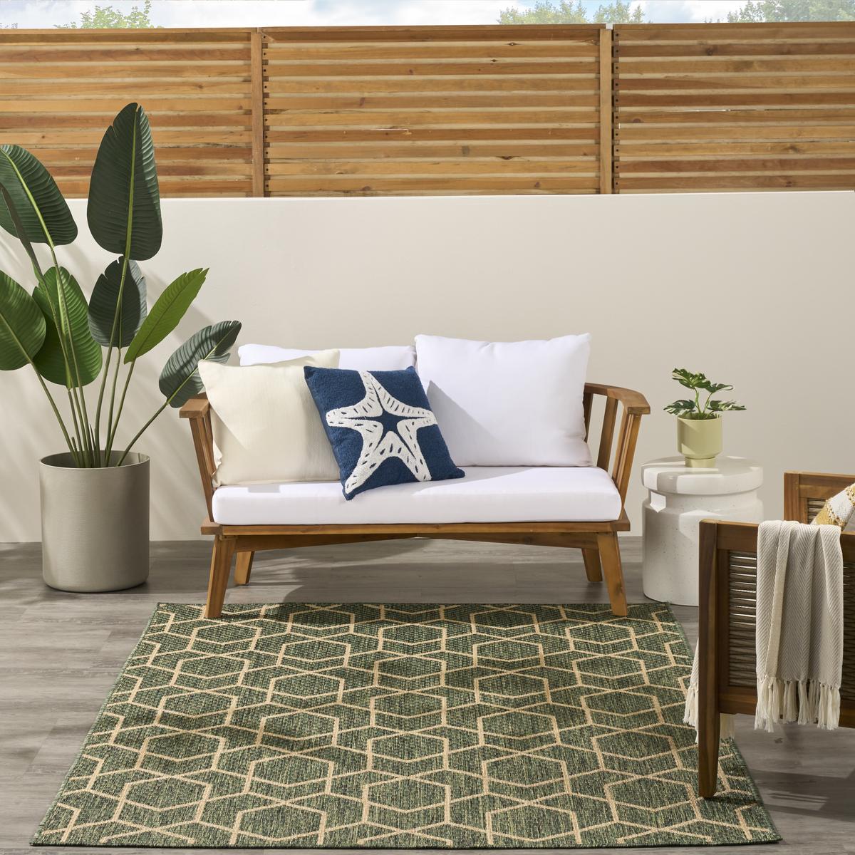 Horizon Hexagon Green Rug