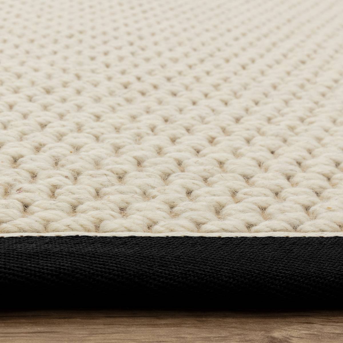 Korra Double Loop Charcoal Cream Rug