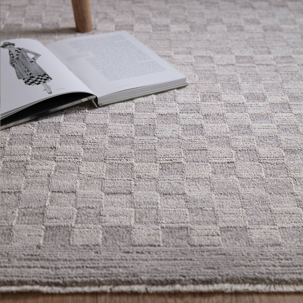 Laurent Checker Grey Rug
