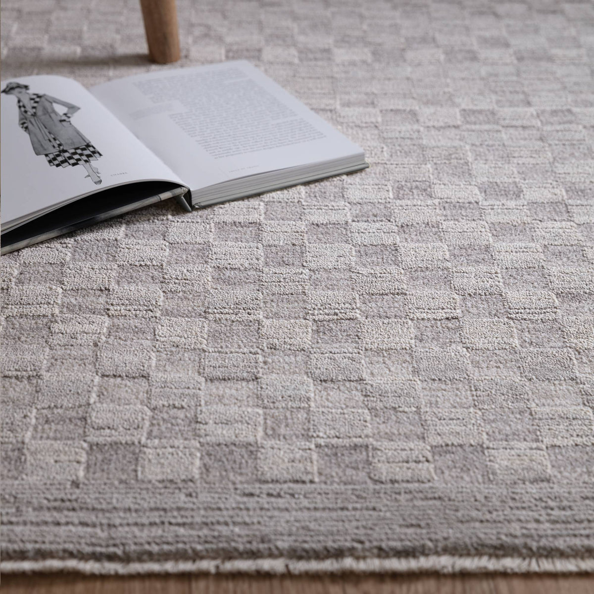 Laurent Checker Grey Rug
