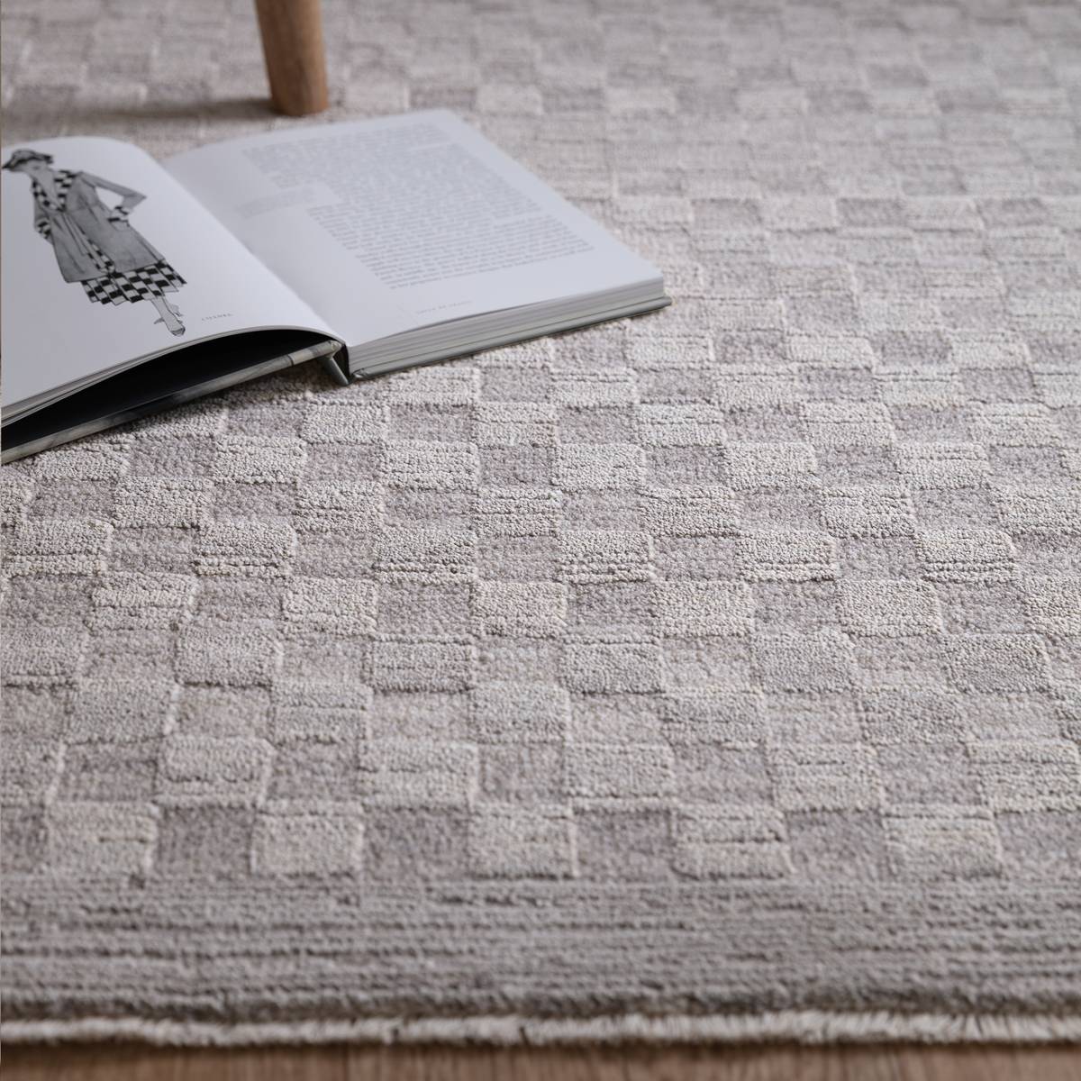 Laurent Checker Grey Rug