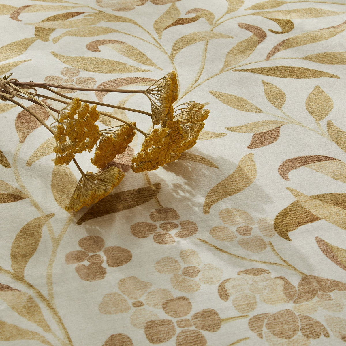 Liberty Washable Floral Ivory Gold Rug