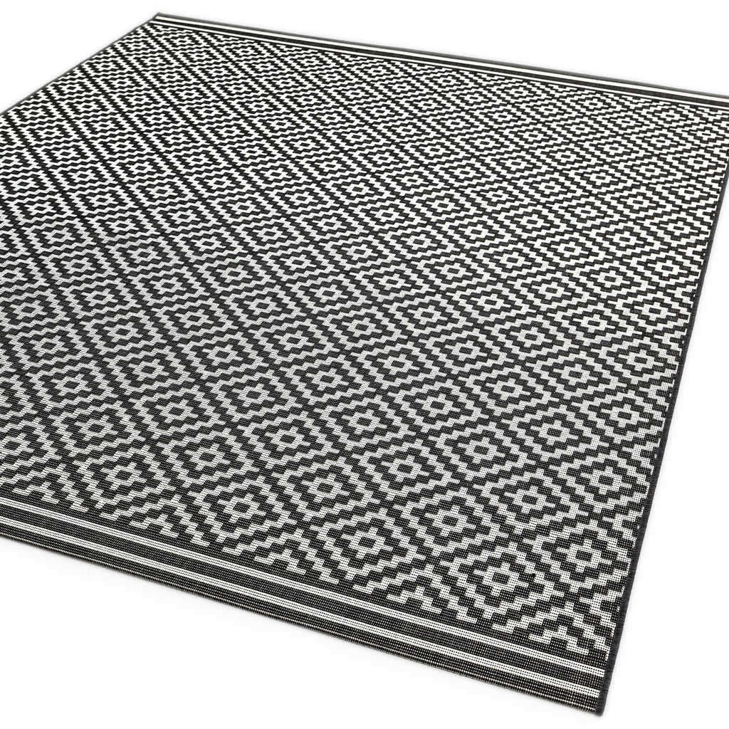Patio Diamond Mono Rug
