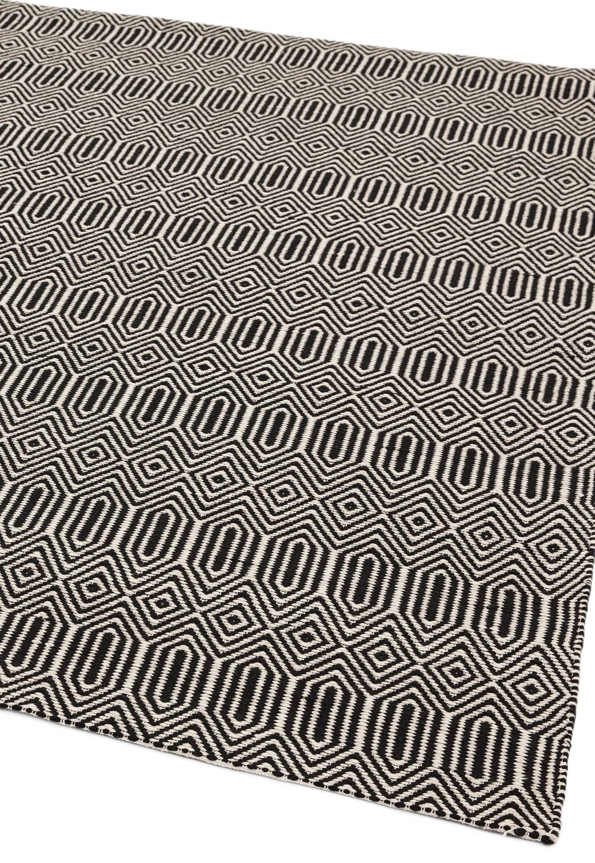 Sloan Black Rug