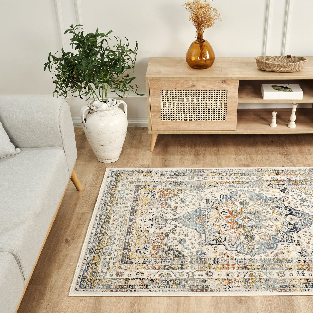 Vintage Kashan Floral Medallion Ivory Sage Rug