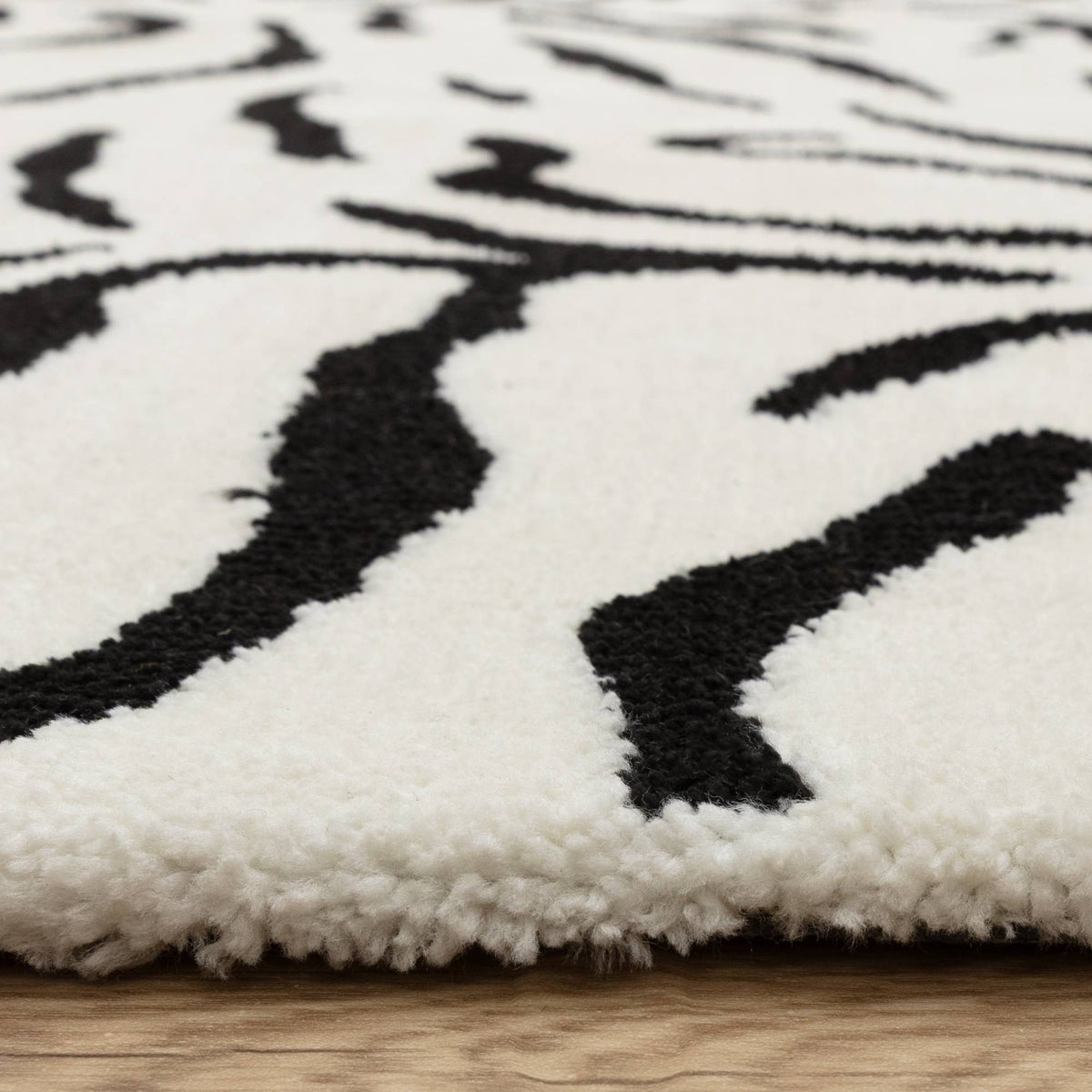 Wilder Tiger Mono Rug