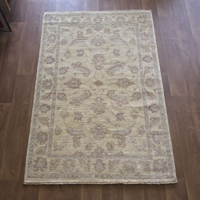 Afghan Ziegler Hand-knotted Traditional Wool Rug - Natural/Lavender 123 x 185 cm