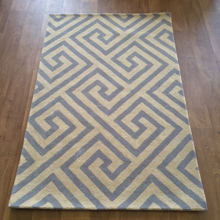 Handmade Wool Special Maze Blue Cream - 114 x 175 cm